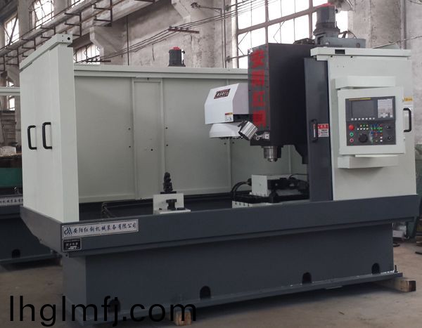 前軸鎖銷(xiāo)孔專(zhuān)用加工