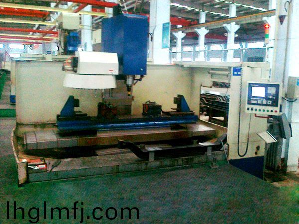 前軸十孔加工(gong)專(zhuān)用立式加工