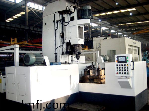 減殼三麵鏜車(chē)機(jī)牀