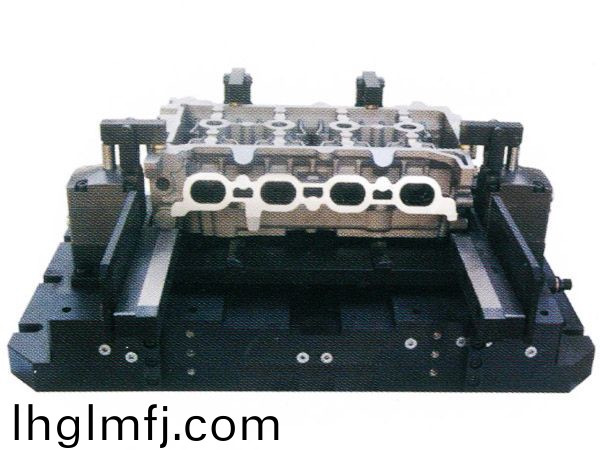 缸蓋(gai)加工液壓裌(jia)具